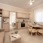 شقة فندقية Nostalgia Corfu Town 4*