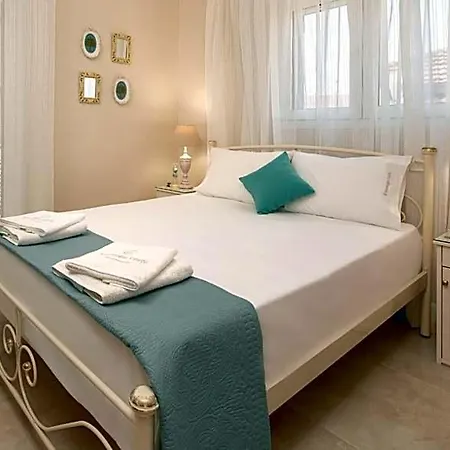 Nostalgia Corfu Town Lejlighedshotel 4*